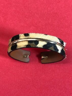 Leopard Print Faux Calfskin Fur Black Vegan Leather Cuff Bracelet Gold Tone